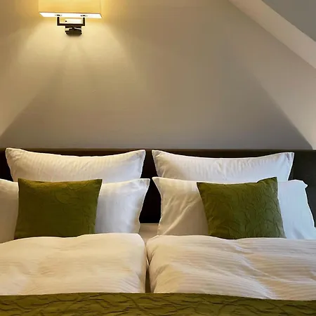 아파트 Naturnahe Gaestewohnung Im Heidelandhaus Henzendorf *